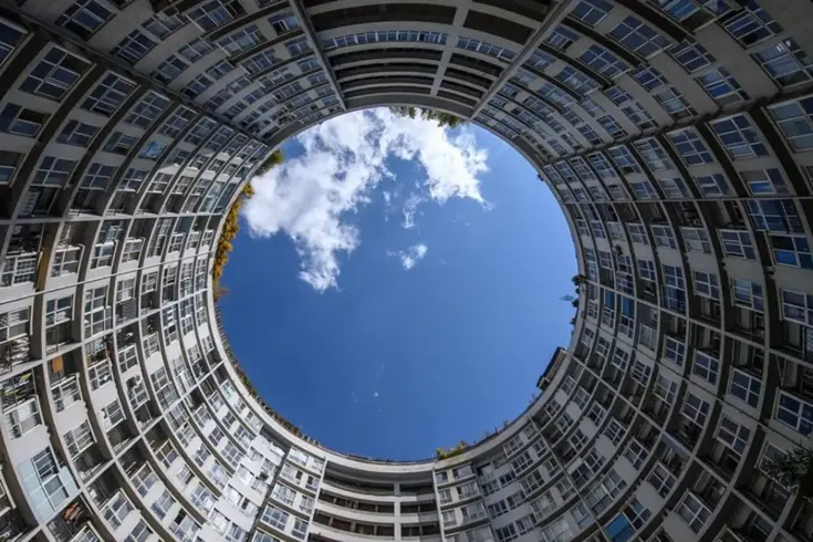 Çin'den emlak krizine enteresan çözüm! Karamsarlık yayan paylaşımları sildi