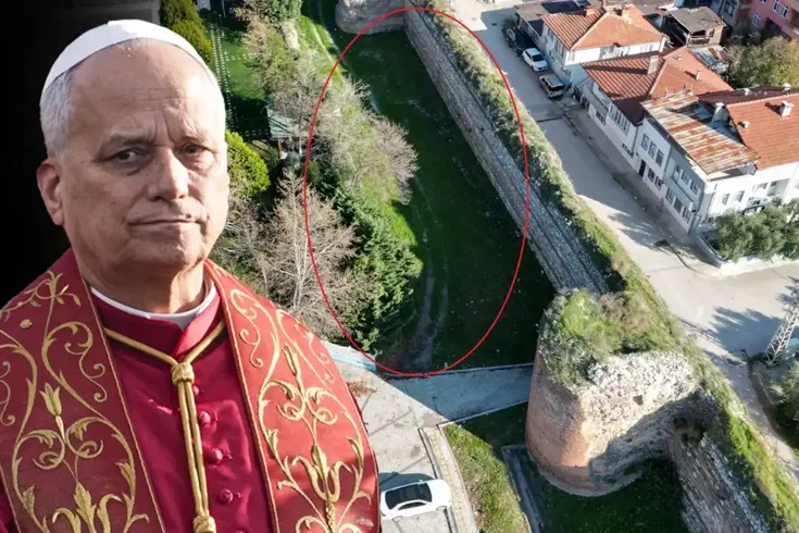 Herkes bu ilanı konuşuyor! Papa'nın ziyaretinden saatler sonra satışa çıkarıldı