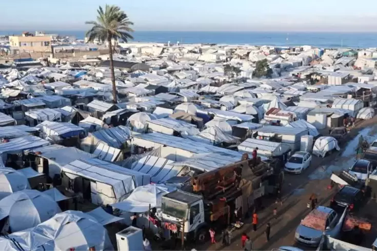 İsrail uçakları Han Yunus'taki çadırları vurdu: Ölü ve yaralılar var