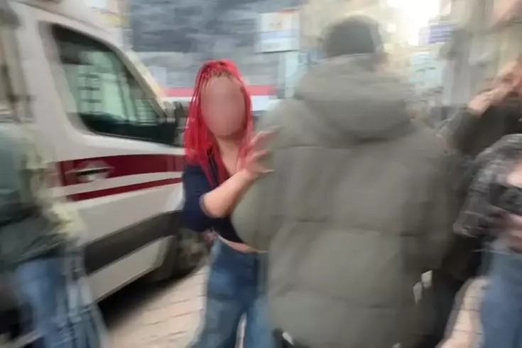 Kardeşiyle birlikte arkadaşını defalarca bıçakladı