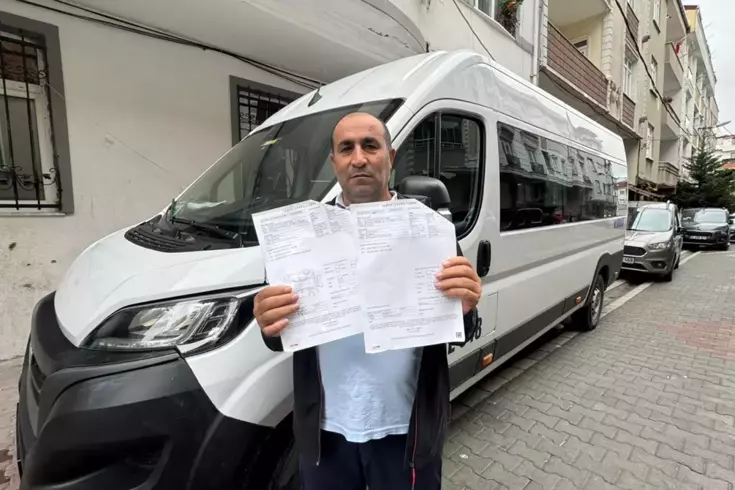 Kredi çekip sıfır aldığı servis minibüsü arıza verdi; 24 kez servise götürdü