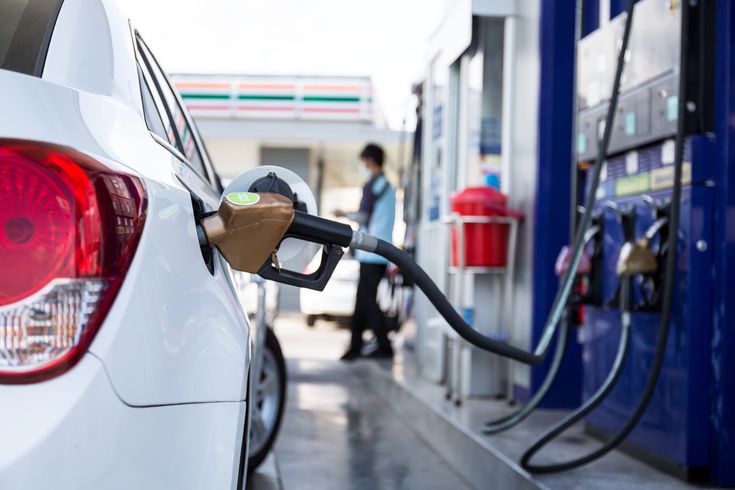 Türkiye'de 600'den fazla şubesi var! Akaryakıt devi 6 gün içinde satılacak