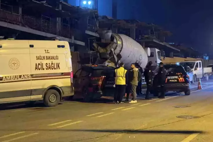 Beton mikserini temizlerken feci şekilde can verdi