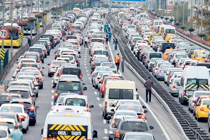 Benzine 2 lira 2 kuruş indirim geliyor