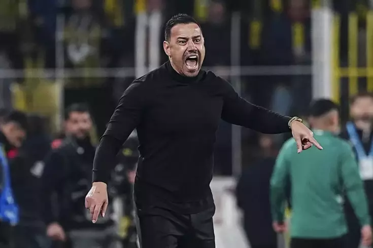 Çağdaş Atan'dan tepki: Hakemliği bıraktı, neden VAR koltuğunda?