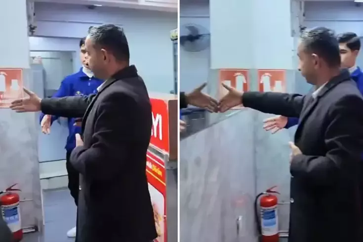 Esnaf ziyaretinde güldüren anlar! Yaptığına kendisi de inanamadı