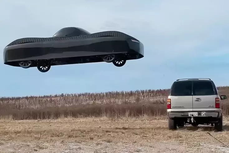 Trafik derdine son! Uçan elektrikli otomobil gelecek yıl yollarda