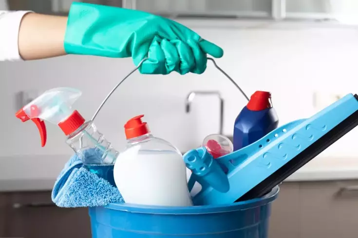 Herkesin evinde bulunan temizlik ürünü yasaklandı! Piyasadan toplatılıyor