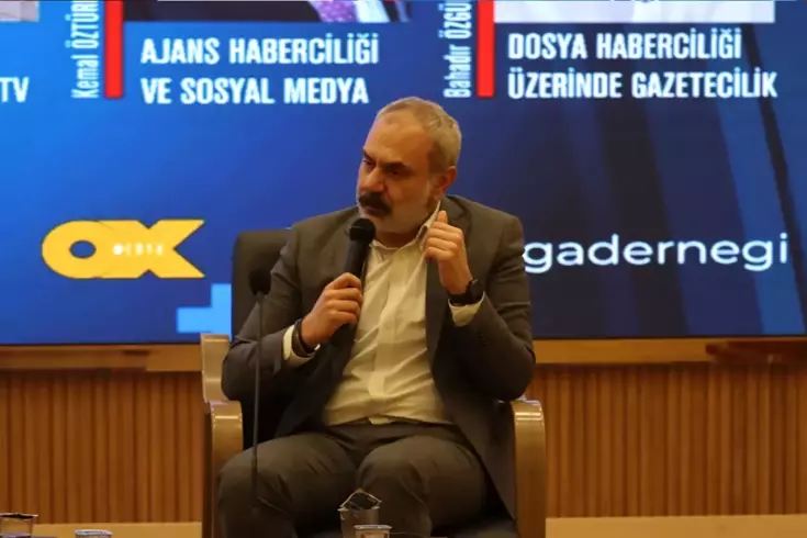 Gazeteci Alişer Delek: Yapay zekadan kaçamayız, asıl mesele doğru soruyu sormak