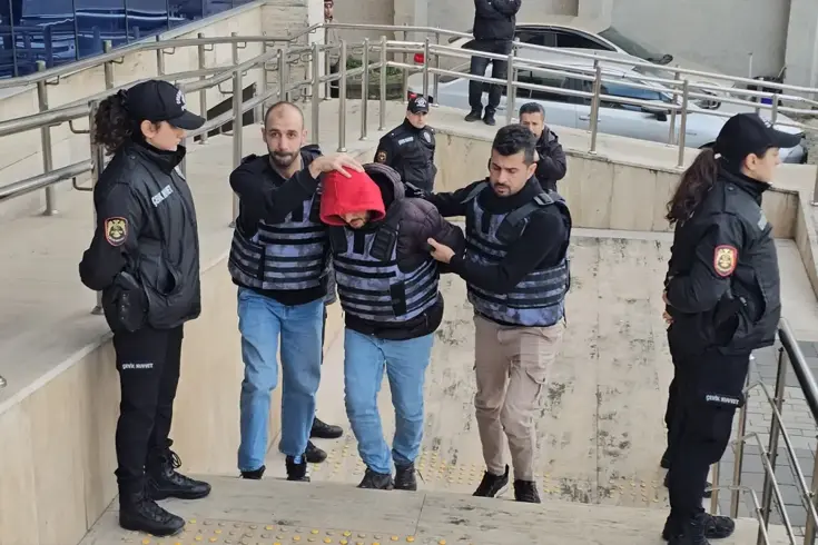 Parkta yeğeninin eşini katletti! İlk vukuatı değilmiş