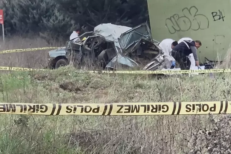 Büyükçekmece'de trafik kazası: 2 kişi hayatını kaybetti