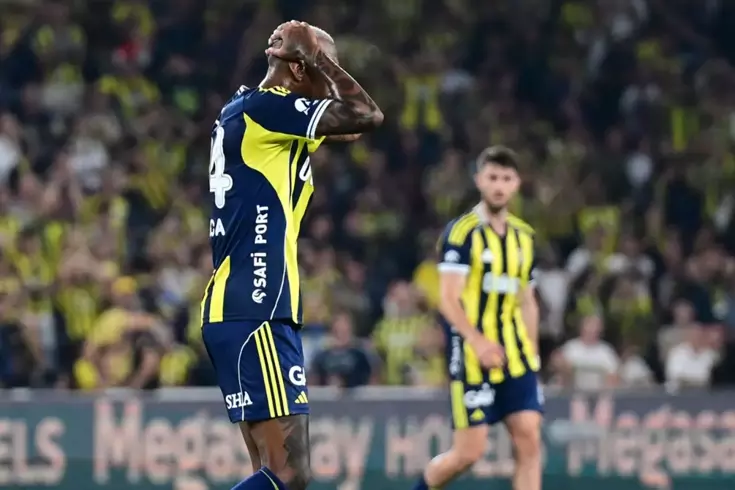 Fenerbahçe'ye Anderson Talisca'dan kötü haber