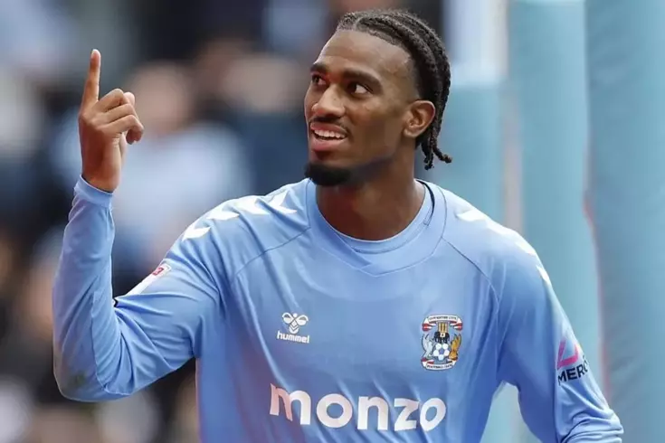 بيشكتاش يهدف إلى التعاقد مع الهداف السابق لأنتاليا سبور هاجي رايت.