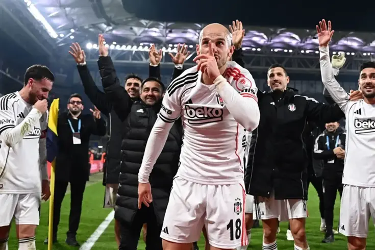 Beşiktaş'tan maç sonunda üst üste gönderme