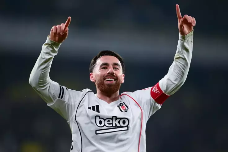 Orkun Kökçü'den dikkat çeken sözler: Hakemler psikolojimizi bozuyor