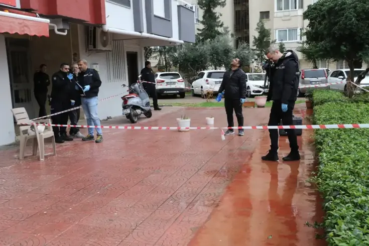 Önce oğlu sonra annesi! Bir gün arayla balkondan düşerek can verdi