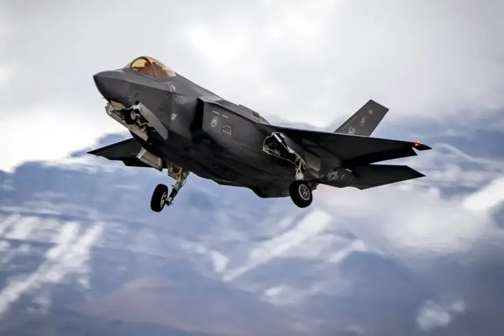 Suriye'de hava saldırısı! Arkasındaki ülke bilinmiyor