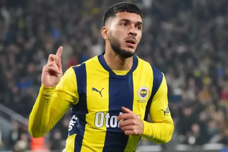 The translation of 'Oğuz Aydın'dan Trabzonspor'a cevap' to English is 'Response from Oğuz Aydın to Trabzonspor.'