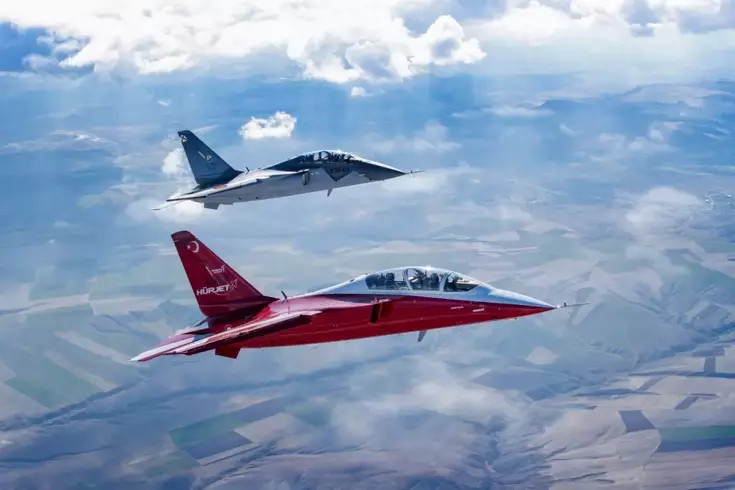 İspanya'ya 30 HÜRJET satışı için imzalar atıldı