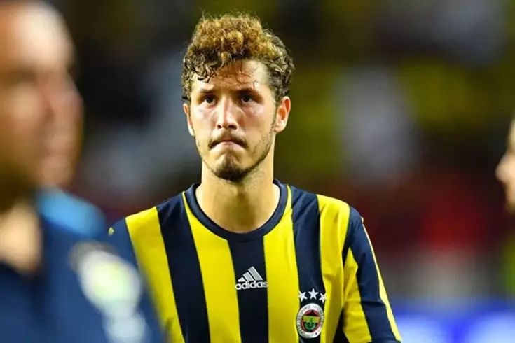 Nereden nereye! Salih Uçan'ın yeni adresi çok konuşulur