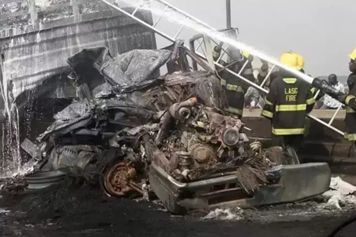 Nijerya'da trafik kazası: 18 ölü