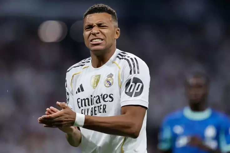Real Madrid'e Mbappe'den kötü haber: Haftalarca forma giyemeyecek