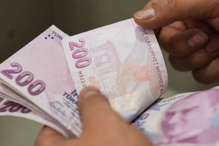 Eyes on Monday: The new civil servant salaries have been calculated down to the last penny.