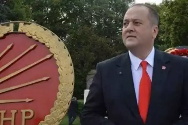 Eski CHP'li başkan ofisinde ölü bulundu