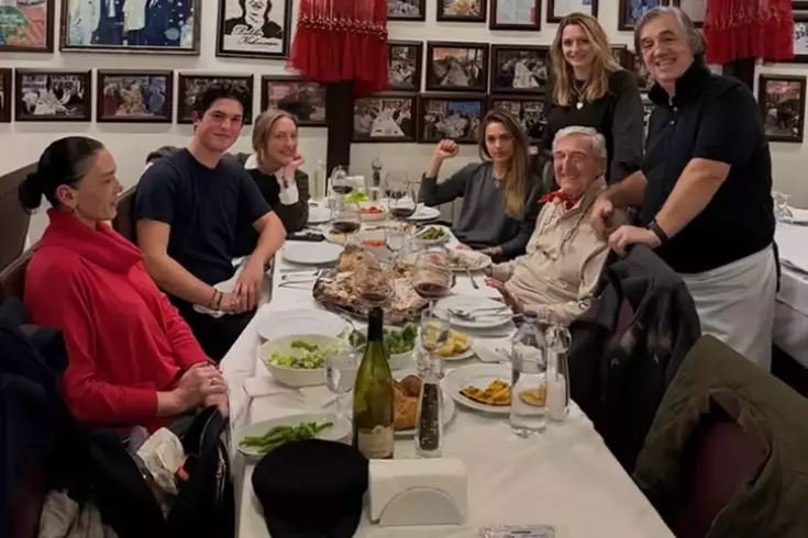 Rahmi Koç'un torunlarıyla gittiği balıkçının fiyatları dudak uçuklattı