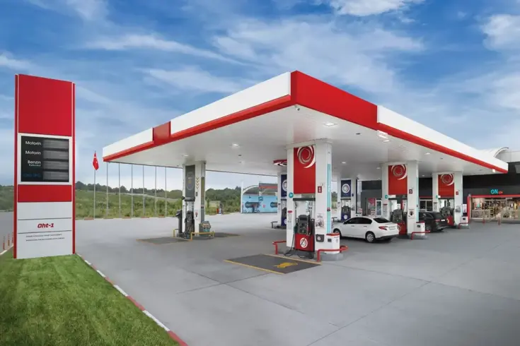 Türkiye'de 840 istasyonu olan akaryakıt devi el değiştirdi