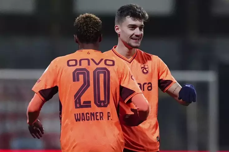 Trabzonspor, İstanbulspor'a gol oldu yağdı