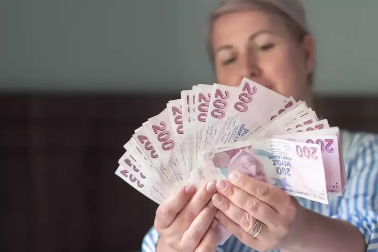 Emeklinin bayram ikramiyesine yapılacak zam belli oluyor! İşte masadaki tek rakam