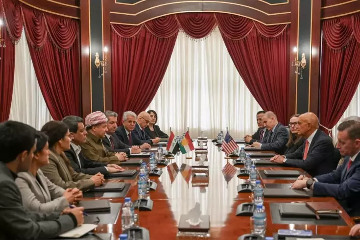 Специальный представитель США в Сирии встретился с Барраком Мазлумом Абди.