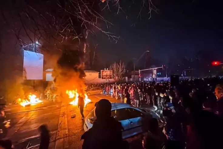 İran'daki protestolarda ölü sayısı 3 bin 90'a yükseldi