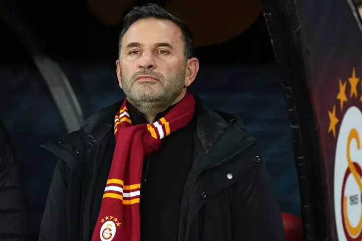Okan Buruk Galatasaraylılara gecenin tek güzel haberini verdi