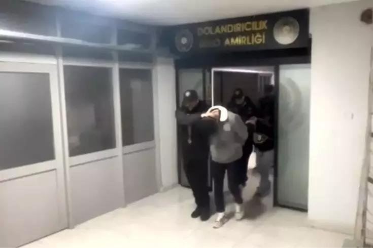 İzmir'de 15 milyonluk 'sahte uzlaştırmacı' vurgunu: 15 tutuklama