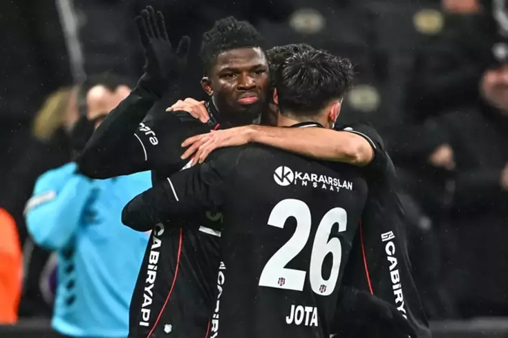 Dolmabahçe'de 90+5'te mutlu son! Beşiktaş, Kayserispor'u son saniyelerde devirdi