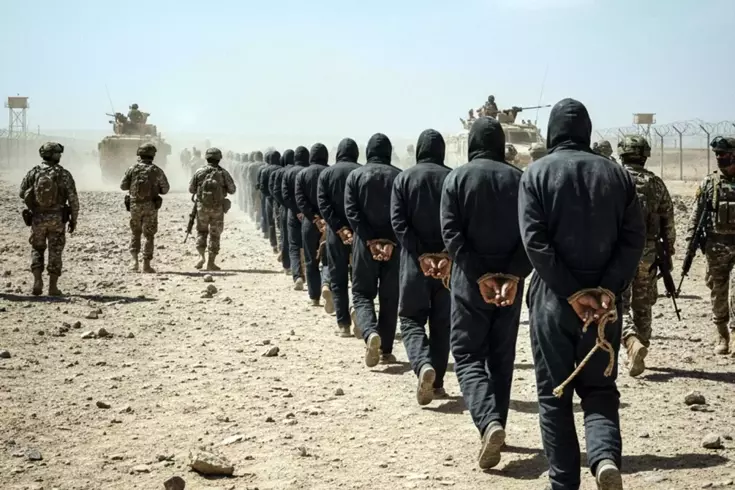 ABD Suriye'deki 7 bin DEAŞ'lı mahkumu Irak'a nakledecek