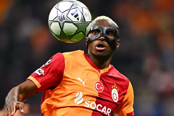 Transferde müjdeyi Osimhen verdi: Galatasaray'a gelmeleri için uğraşıyorum