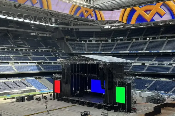 يواجه ريال مدريد اتهامات بتلوث الضوضاء بعد حفلاته الموسيقية في الملعب.