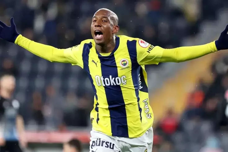 Menajeri İstanbul'a geldi! Talisca imzayı atıyor