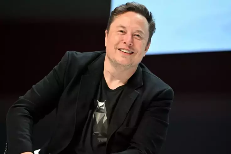 Musk tarihte 850 milyar dolar servete ulaşan ilk insan oldu