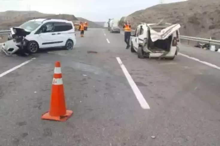 Feci kazada bilanço ağır! 1 çocuk hayatını kaybetti, 7 yaralı var