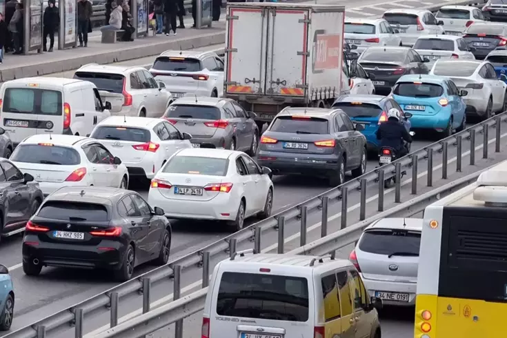 قانون المرور من جديد: من يفعل ذلك سيدفع الآن غرامة قدرها 5000 ليرة.