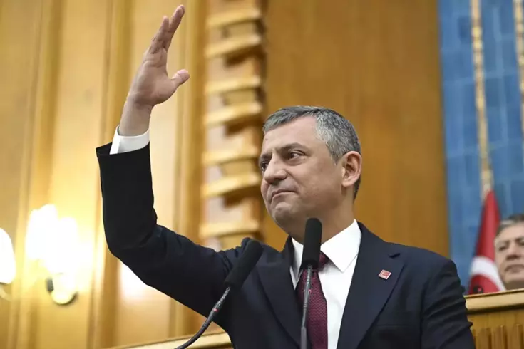 Özgür Özel'den Akın Gürlek'in Adalet Bakanı olarak atanmasına ilk yorum