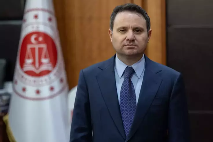 Министр юстиции Акин Гюрлек: Утверждения о давлении на секретного свидетеля в расследовании ИББ ложные.