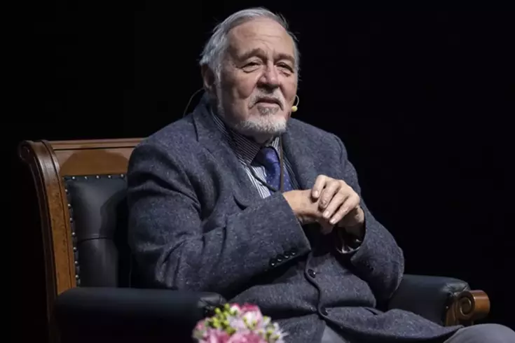 Ужасающая новость от Илбера Ортайлы! Срочно отправлен на операцию.