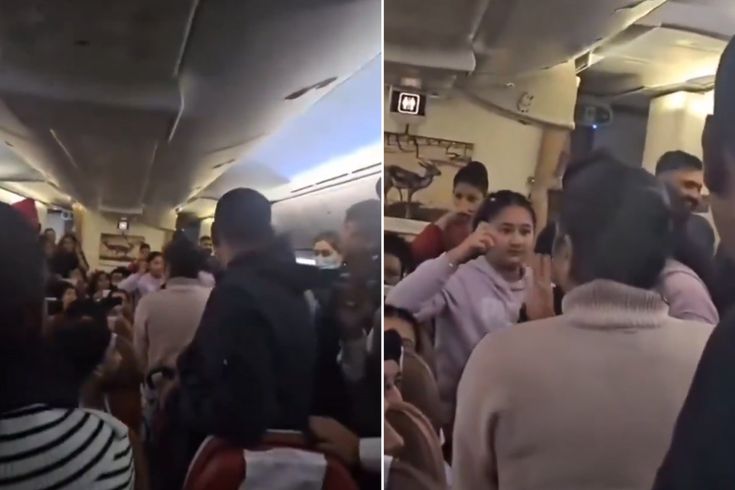 لم يُرَ مثل هذا! عندما انتشرت الروائح الكريهة من المرحاض، عاد الطائرة إلى نقطة الإقلاع.