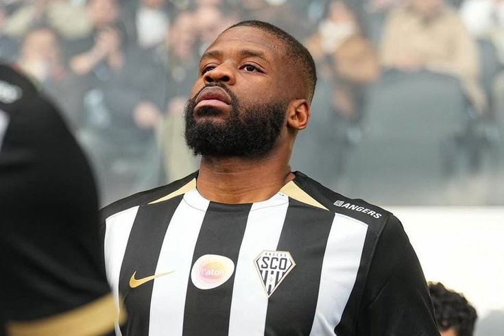 Galatasaray'dan savunmaya büyük sürpriz