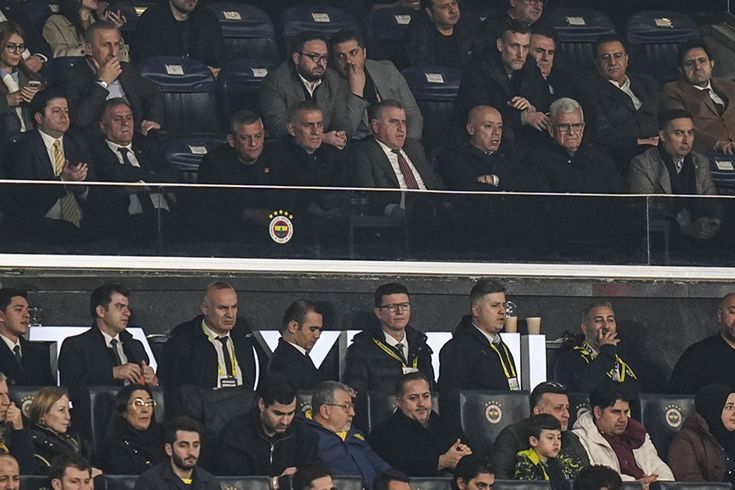 ''Uğurlu geleceğim'' demişti! Özgür Özel'in skor tahmini maç sonunda gündem oldu